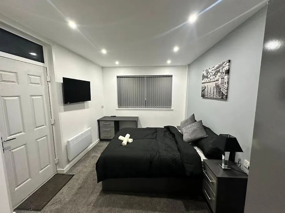 Luxurious 2 Bedroom Flat Beeston Hill イギリス